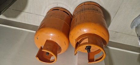 SAR 300,  2 Gas Cylinders For Sale – One Half Filled & One Empty photo 1