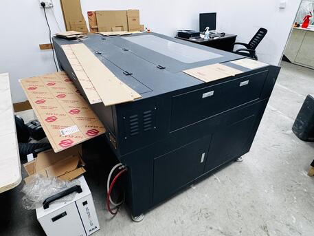 SAR 19000,  LASER MACHINE SMALLST TECH ST-L1390- photo 2
