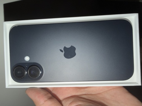 SAR 1850,  Iphone 16 Black 128gb 89% Battery Health For Sale @1850