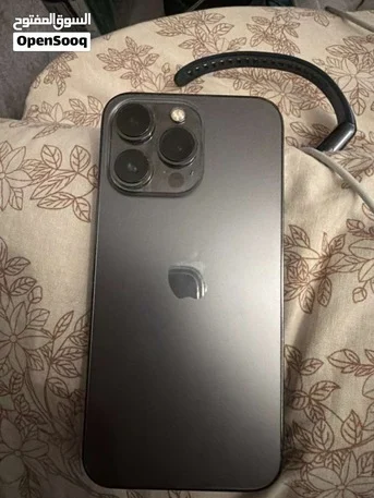 SAR 1150,  IPhone 13 Pro 256gb Screen Cracked photo 1