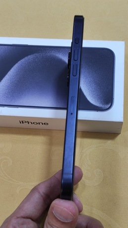 SAR 3100,  Iphone 15 Pro Max 256 GB photo 3