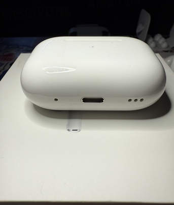 SAR 500,  Apple AirPod's Pro 2nd Gen Lighting - USED photo 2