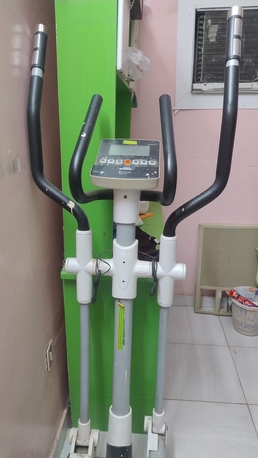 SAR 200,  Exercise Bicycle Available For 200 photo 2