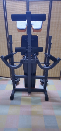 SAR 450,  Health Sports Multi-purpose Weight Bench With A Barbell Rack photo 3