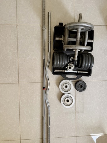 SAR 300,  55+ KG Adjustable Barbell & Dumbbell Set + EZ Curl Bar + Case – SAR 300 photo 1