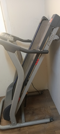 SAR 800,  ThreadMill 100Kg/Urgent Sale photo 1