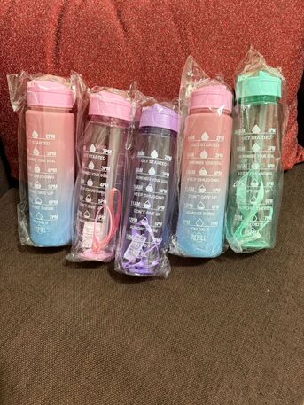 SAR 20,  Water Bottle 900ml photo 2