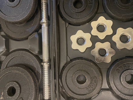 SAR 125,  Black Dumbbell Set photo 3