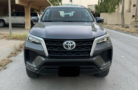 SAR 2713,  Toyota Fortuner 2023  Installment photo 1
