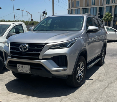 SAR 40000,  FORTUNER 2023 4X4 Diesel photo 1