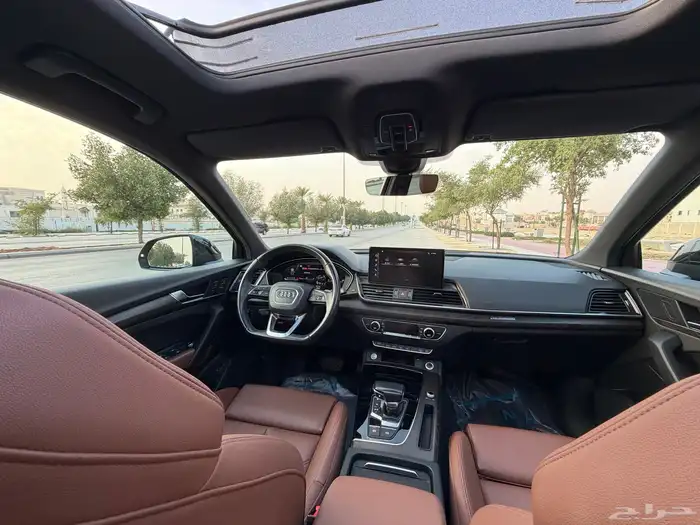 SAR 145000,  Audi Q5 S Line,  2023,  Automatic,  76600 KM,  Audi Q5 S-line  40TFSI 76600km photo 3