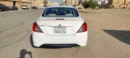SAR 26000,  Nissan Sunny,  2020,  Automatic,  148000 KM,    Model  148,000 Km photo 3