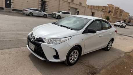SAR 32000,  Toyota Yaris,  2022,  Automatic,  300000 KM,  ,  Model , 300,000 Km photo 2