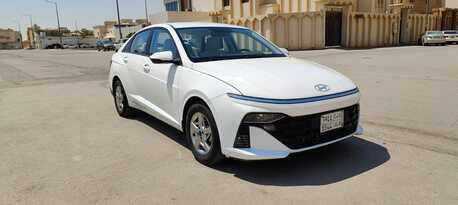 SAR 47000,  Hyundai Accent,  2025,  Automatic,  12000 KM,    Model 12,000 Km New Shape photo 3