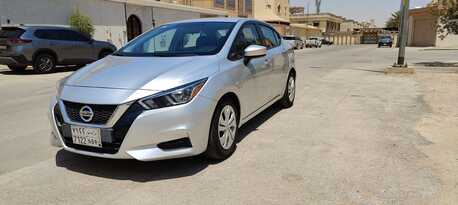 SAR 32000,  Nissan Sunny,  2022,  Automatic,  148000 KM,    Model 1.6 148,000 Km New Shape photo 2