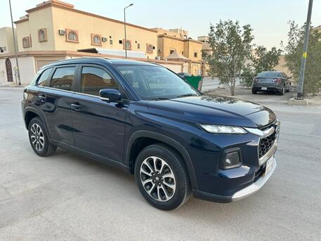 SAR 70000,  Suzuki Grand Vitara,  2024,  Automatic,  28000 KM,    Fully Loaded With Panorama Sunroof And Low Odo photo 3