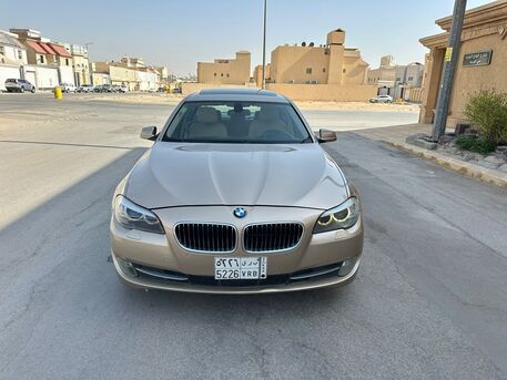 SAR 40000,  BMW 523i,  2011,  Automatic,  129000 KM,    Fully Loaded With Sunroof For Sales (Accident Free) N Low Odo photo 3