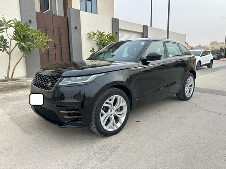 SAR 105000,  Land Rover Range Rover Velar,  2018,  Automatic,  136000 KM,   Range Rover Velar Mid Options For Sales Good Price photo 3