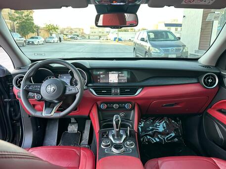 SAR 92000,  Alfa Romeo Stelvio,  2020,  Automatic,  59000 KM,    Fully Loaded With Panorama Sunroof And Low Odo photo 2