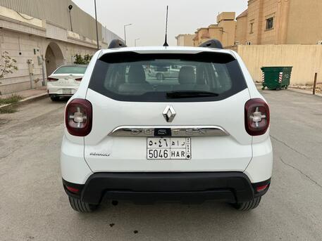 SAR 33000,  Renault Duster 4x4,  2023,  Automatic,  167000 KM,   Renault Duster With 4x4 Option And Very Good Price 1st Owner photo 2