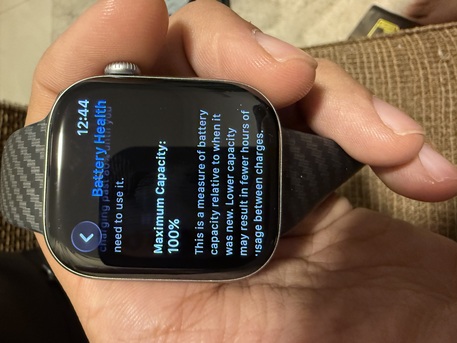 SAR 1200,  Apple Watch Series 11 photo 1