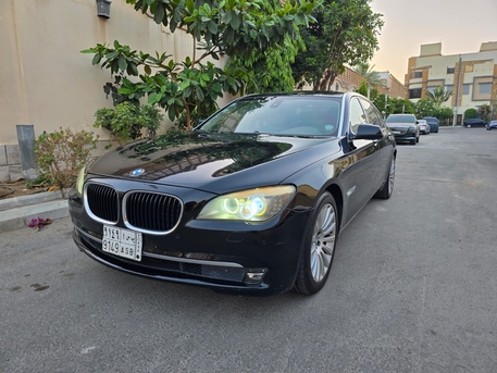Bmw Six Cylinders 2010 Price Negotiable photo 1
