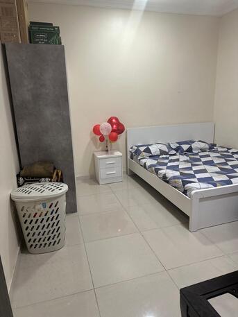 2bhk Furnitured Family Flat photo 1