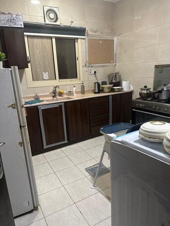 2bhk Furnitured Family Flat photo 3