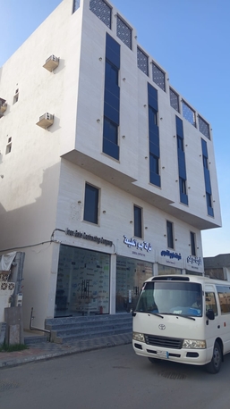 SAR 550000,  2 BR,  30 Room Sell Building