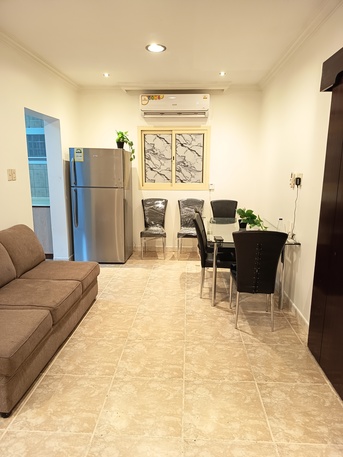 SAR 1650/month,  3 BR,  Single Seperate Rooms And Bedspace Available For Working Professionals And Bachelors Only. photo 2