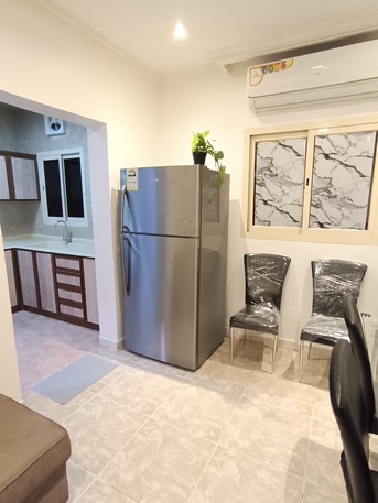 SAR 1650,  Furnished,  Single Seperate Rooms And Bedspace Available For Working Professionals And Bachelors Only.