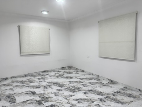 SAR 1250,  Clean Room With Attached Washroom Available For Family photo 1