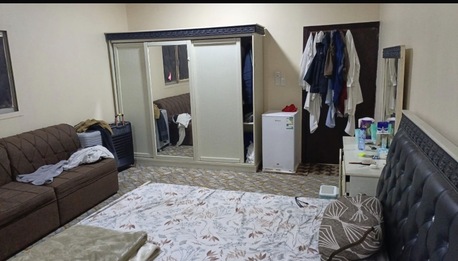 SAR 500,  Furnished,  Bed Space Available