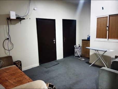 SAR 500,  Furnished,  Bed Space Available photo 2