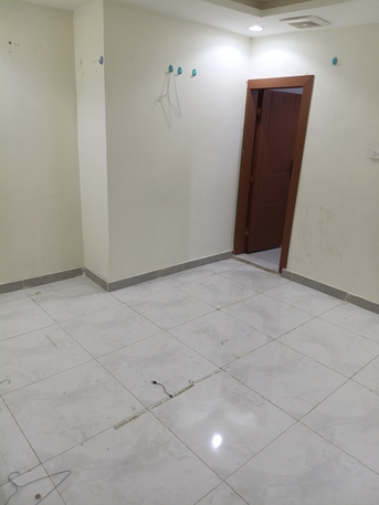SAR 1400/month,  3 BR,  Monthly Basis Room Available photo 1