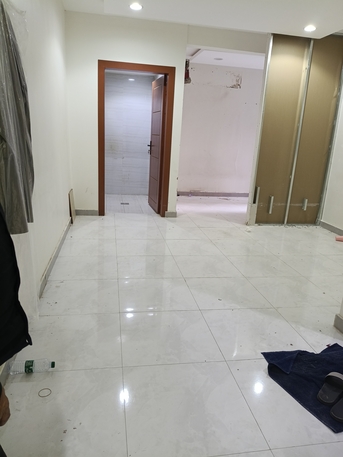 SAR 1400/month,  3 BR,  Monthly Basis Room Available photo 3