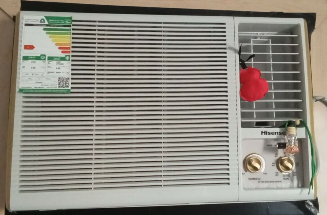 SAR 300,  We Are Looking For Sale Split AC And Window AC Reasonable Price photo 2