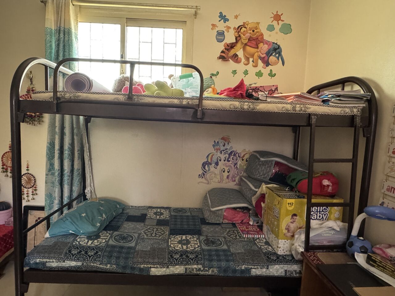SAR 1000,  Household Item For Sale (AC And Bunk Bed) photo 3
