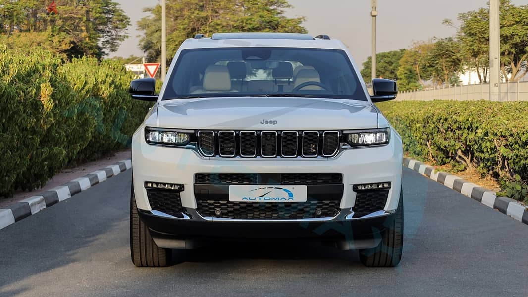 2025 Jeep Grand Cherokee L Limited Plus Luxury V6 3.6L 4X4 GCC 0Km photo 2