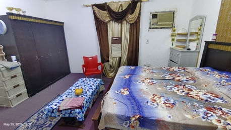 SAR 850/month,  1FURNISHED BED ROOM (includes Bed, A.C & Wardrobe) SHARING KICTHEN AND TOILET. photo 2