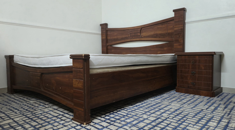 3-Piece Wooden Bedroom Set – Great Deal! photo 3