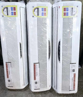 SAR 600,  All Tife Split AC 1 - 3 Ton - Excellent Cooling - Slightly Used" photo 3