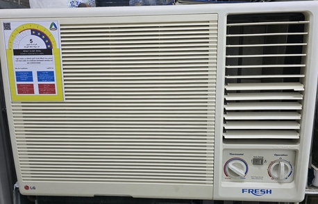 SAR 350,  Window Ac Hange Offer - SAR 350  Free Delivery And Install  Good Conditions Ac Available photo 2