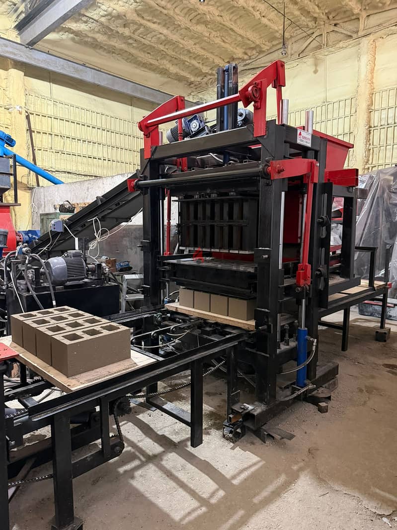 Vibropress for the production of building blocks, paving slab, borders photo 3