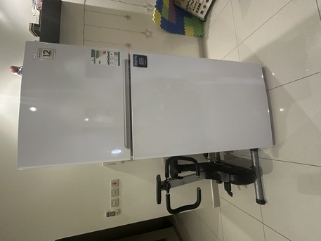 SAR 800,  Selling Daewoo Fridge Large Capacity 483 L , 17 Cu.ft  Urgent Selling . photo 1