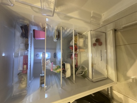 SAR 800,  Selling Daewoo Fridge Large Capacity 483 L , 17 Cu.ft  Urgent Selling . photo 3