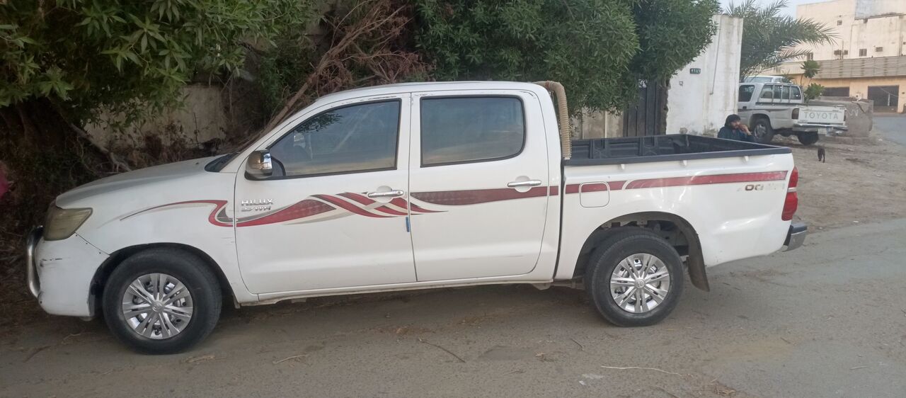 Delivery Job For Hilux photo 1