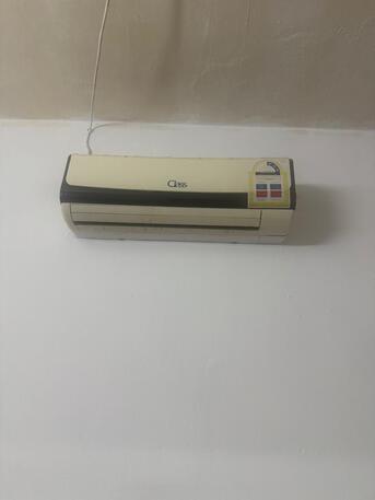 SAR 1100,  Household Items For Sale And In Good Condition photo 2
