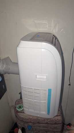 SAR 1100,  Brand New Portable Room AC For Sale photo 2