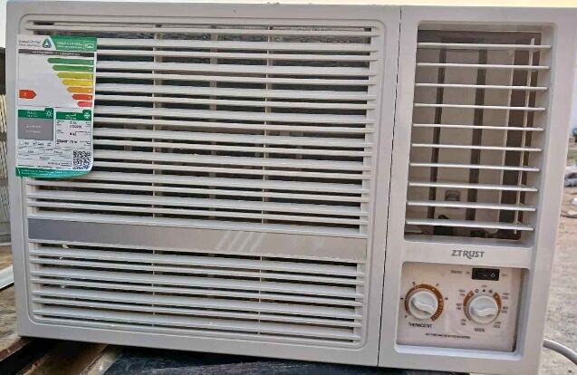 Used Window And Split Ac With Installation And One Month Warranty photo 3